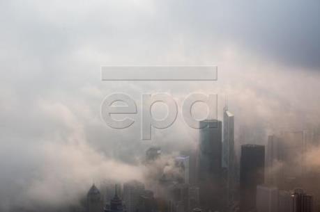 Bắc Kinh ban bố lệnh báo động vàng về ô nhiễm không khí