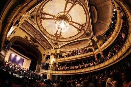 Đêm “Huyền thoại Tình yêu” với Sun Symphony Orchestra