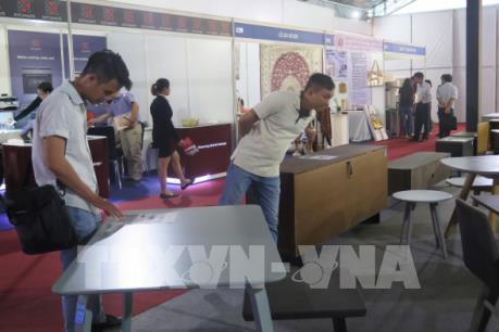 175 doanh nghiệp tham gia Hội chợ Quốc tế đồ gỗ và mỹ nghệ xuất khẩu Việt Nam
