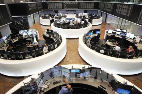 Chứng khoán châu Âu đồng loạt giảm điểm