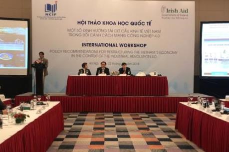 Giải pháp nào để tận dụng cơ hội từ cuộc cách mạng công nghiệp 4.0? 