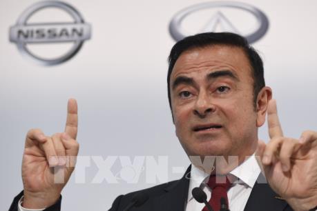 Mitsubishi cách chức Chủ tịch Carlos Ghosn