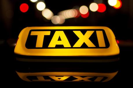 Bộ Giao thông Vận tải trả lời về vấn đề “mặc đồng phục” cho taxi