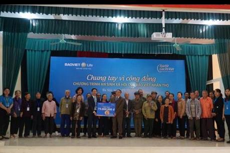 Hơn 500 người dân xã Quảng Phú Cầu được khám bệnh miễn phí