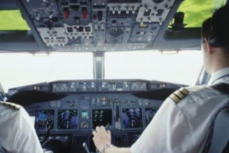 Nhật Bản kiểm tra việc sử dụng rượu bia của phi công