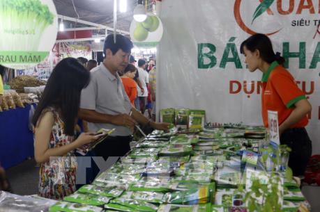 Khai mạc Hội chợ Nông nghiệp-Công nghiệp Thương mại Vĩnh Long