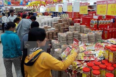 Giám sát giá cả, an toàn vệ sinh thực phẩm hàng Tết