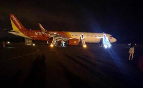 Thứ trưởng Bộ GTVT: Chưa thể khẳng định nguyên nhân cụ thể sự cố máy bay Vietjet