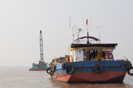 Ngày 31/12, có thể hoàn thành nạo vét duy tu luồng hàng hải Diêm Điền
