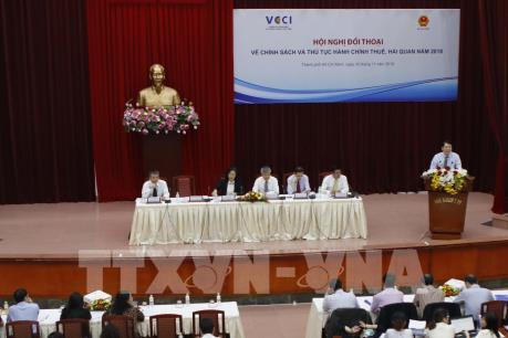 Gỡ vướng cho doanh nghiệp về thuế và hải quan