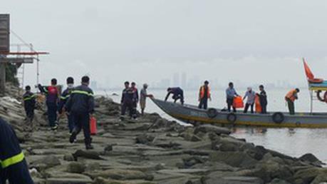 Đà Nẵng: Tàu chở dầu đâm vào cầu cảng có nguy cơ tràn dầu ra biển