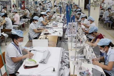 Ngành dệt may Campuchia sẽ chịu thiệt hại lớn nếu EU áp đặt trừng phạt thương mại