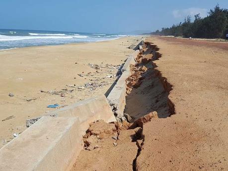 Công bố nguyên nhân sập kè bờ biển Tam Quan