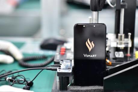 Smartphone đầu tiên của Vingroup sắp ra mắt với 4 dòng sản phẩm