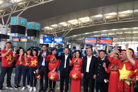 Vietnam Airlines tăng hơn 3.700 chỗ phục vụ người hâm mộ AFF Cup