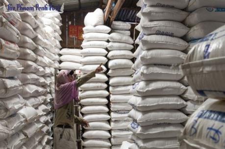 Nhiều yếu tố làm xuất khẩu gạo của Campuchia sụt giảm