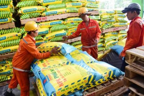 Đạm Phú Mỹ tiết giảm mạnh chi phí 