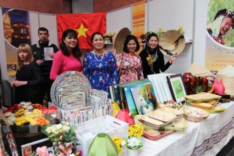 Gian hàng Việt “hút khách” tại Hội chợ Thực phẩm quốc tế Ukraine 2018