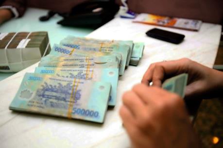 Lừa đảo làm thủ tục cho vay vốn ngân hàng để chiếm đoạt tài sản