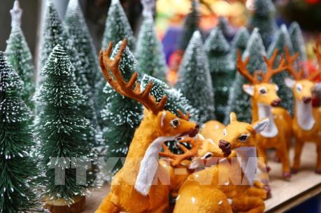 Nhộn nhịp thị trường mùa Giáng sinh 2018