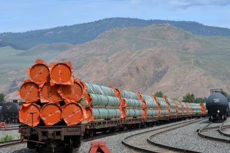 Canada hỗ trợ ngành dầu mỏ đa dạng thị trường xuất khẩu