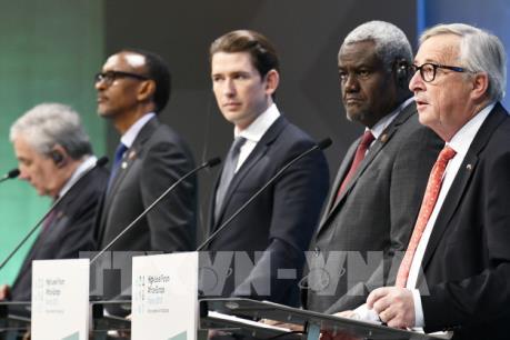 Các cường quốc cạnh tranh ảnh hưởng gay gắt tại châu Phi