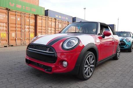 Hình ảnh đầu tiên của MINI Convertible phiên bản mới vừa về Việt Nam