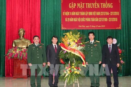 TTXVN chúc mừng Sư đoàn 304 nhân Ngày thành lập QĐND Việt Nam