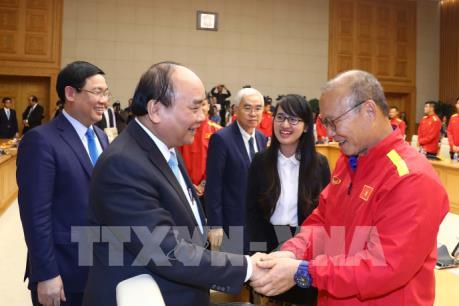 Thủ tướng: Bóng đá khơi dậy lòng yêu nước, niềm tự hào dân tộc