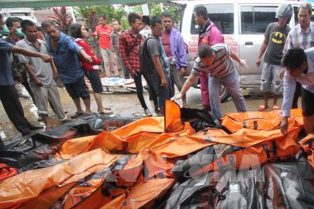Sóng thần ở Indonesia: Công tác cứu hộ gặp nhiều khó khăn