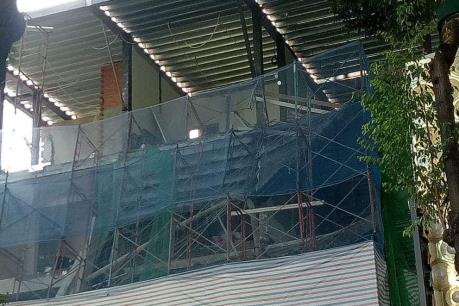 Tạm dừng thi công công trình bị sập giàn giáo tại TP.HCM