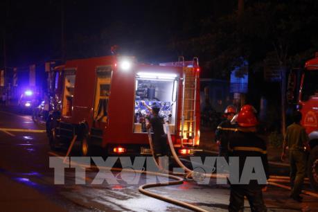 Cháy tại Khu công nghiệp Trà Nóc, Cần Thơ: Đã khống chế được ngọn lửa