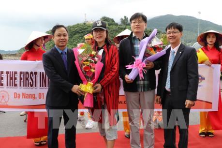 Hơn 2.000 khách du lịch Trung Quốc “xông đất” Đà Nẵng