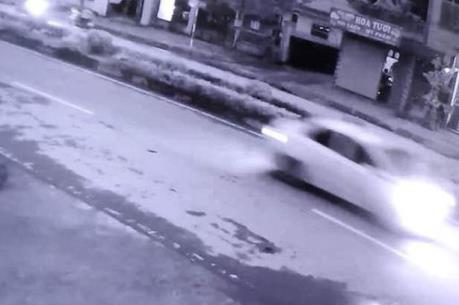 Lái xe gây tai nạn làm chết người trên Quốc lộ 7A ra đầu thú