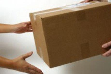 Lợi dụng dịch vụ thuê vận chuyển đồ để buôn bán cần sa 