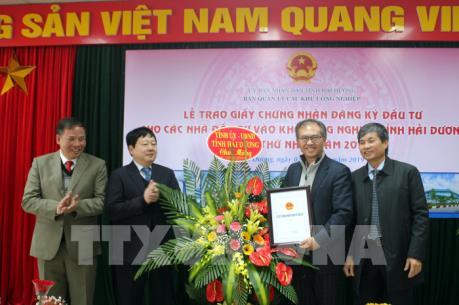 Hải Dương trao giấy chứng nhận đầu tư cho 2 dự án FDI ngay đầu năm