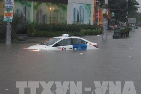 Không có quy hoạch tổng thể, các đô thị lớn “càng chống càng ngập”