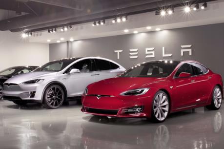 Tesla muốn miễn thuế quan cho “bộ não” máy tính ô tô nhập từ Trung Quốc
