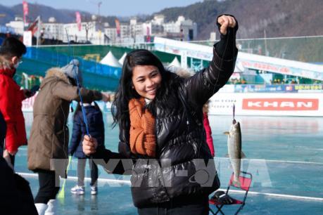 Đặc sắc Lễ hội câu cá trên băng ở Hàn Quốc