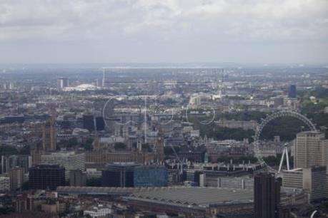 Kinh tế Anh sẽ "rơi tự do" với "Brexit cứng"