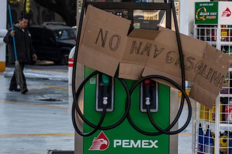 Mexico rơi vào tình trạng thiếu nhiên liệu