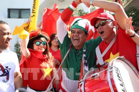 ASIAN CUP 2019 Việt Nam - Iran: Không gì cản được tình yêu của người hâm hộ