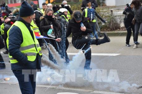 Có 84.000 người biểu tình theo kêu gọi của phong trào “Áo vàng"