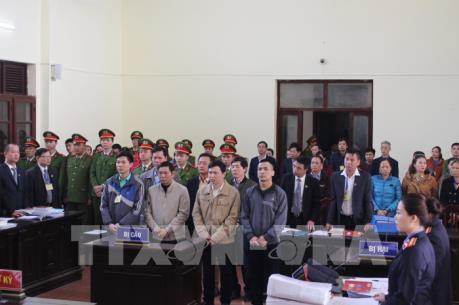 Xét xử vụ sự cố y khoa tại Hòa Bình: Phiên tòa bước sang phần xét hỏi