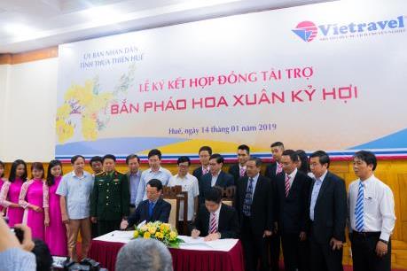 Vietravel tài trợ tỉnh Thừa Thiên Huế 1 tỷ đồng bắn pháo hoa dịp Tết