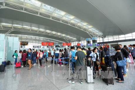 Hong Kong miễn thị thực cho người mang hộ chiếu công vụ Việt Nam