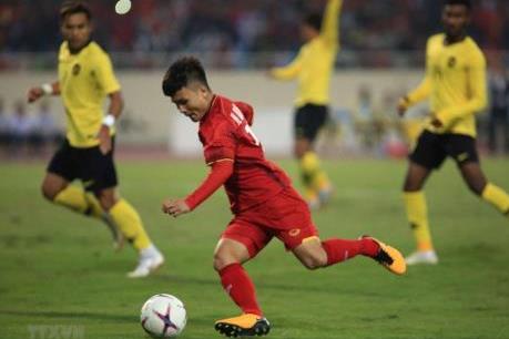 ASIAN CUP 2019: Báo quốc tế nêu 5 "chân chuyền" hay nhất của tuyển Việt Nam