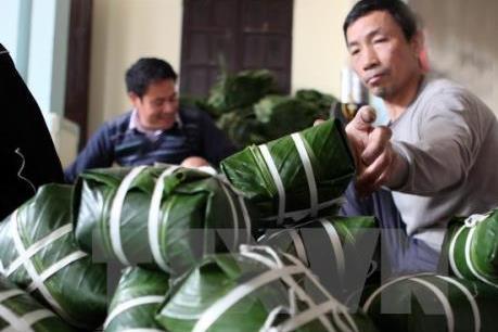Sôi động dịch vụ gói bánh chưng Tết