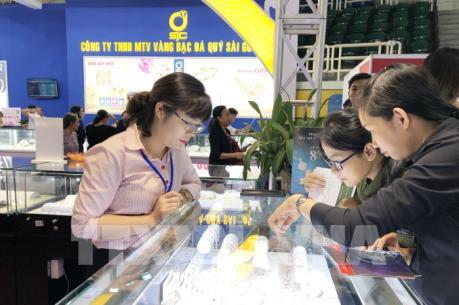 Cận Tết, nhiều thương hiệu trang sức tại Tp Hồ Chí Minh đua nhau giảm giá