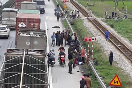 Xe tải đâm vào đoàn người đi đám tang, 7 người chết tại chỗ